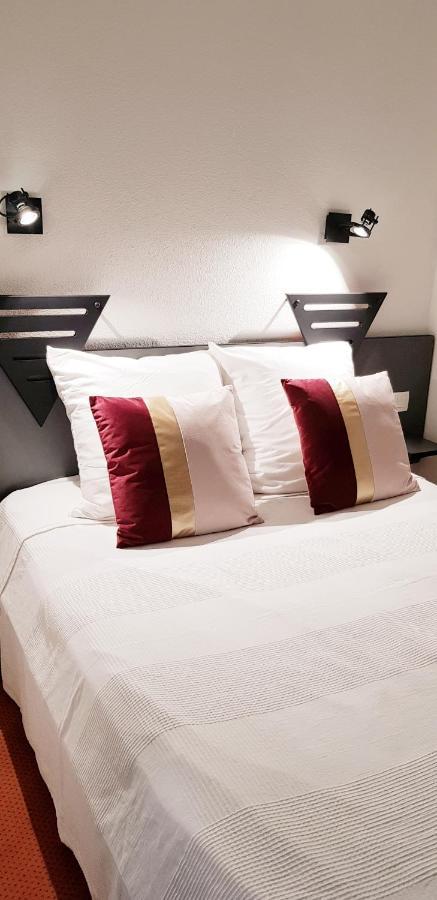 Appartement Cinema Aux Portes Du Futuroscope Chasseneuil-du-Poitou Eksteriør bilde