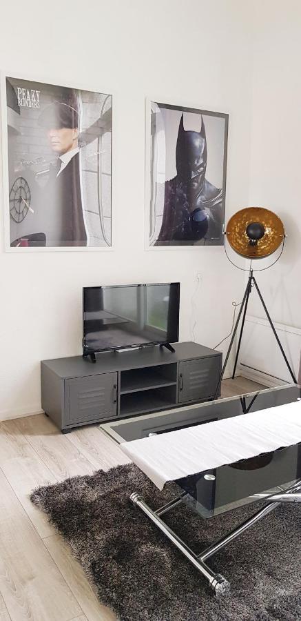Appartement Cinema Aux Portes Du Futuroscope Chasseneuil-du-Poitou Eksteriør bilde